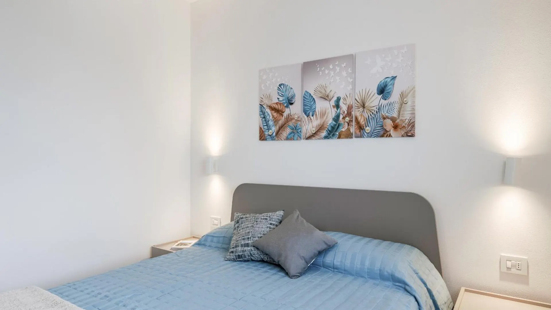 Caesar Apartment - Regarda Travel Lazise 0*,  Italy
