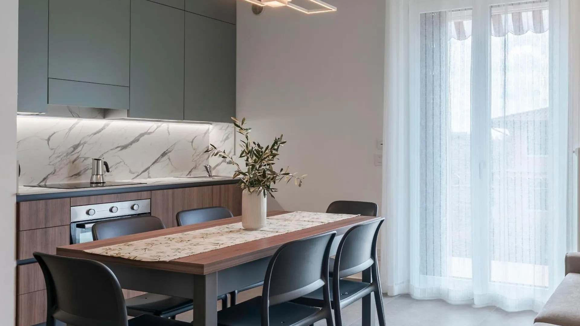 Caesar Apartment - Regarda Travel Lazise