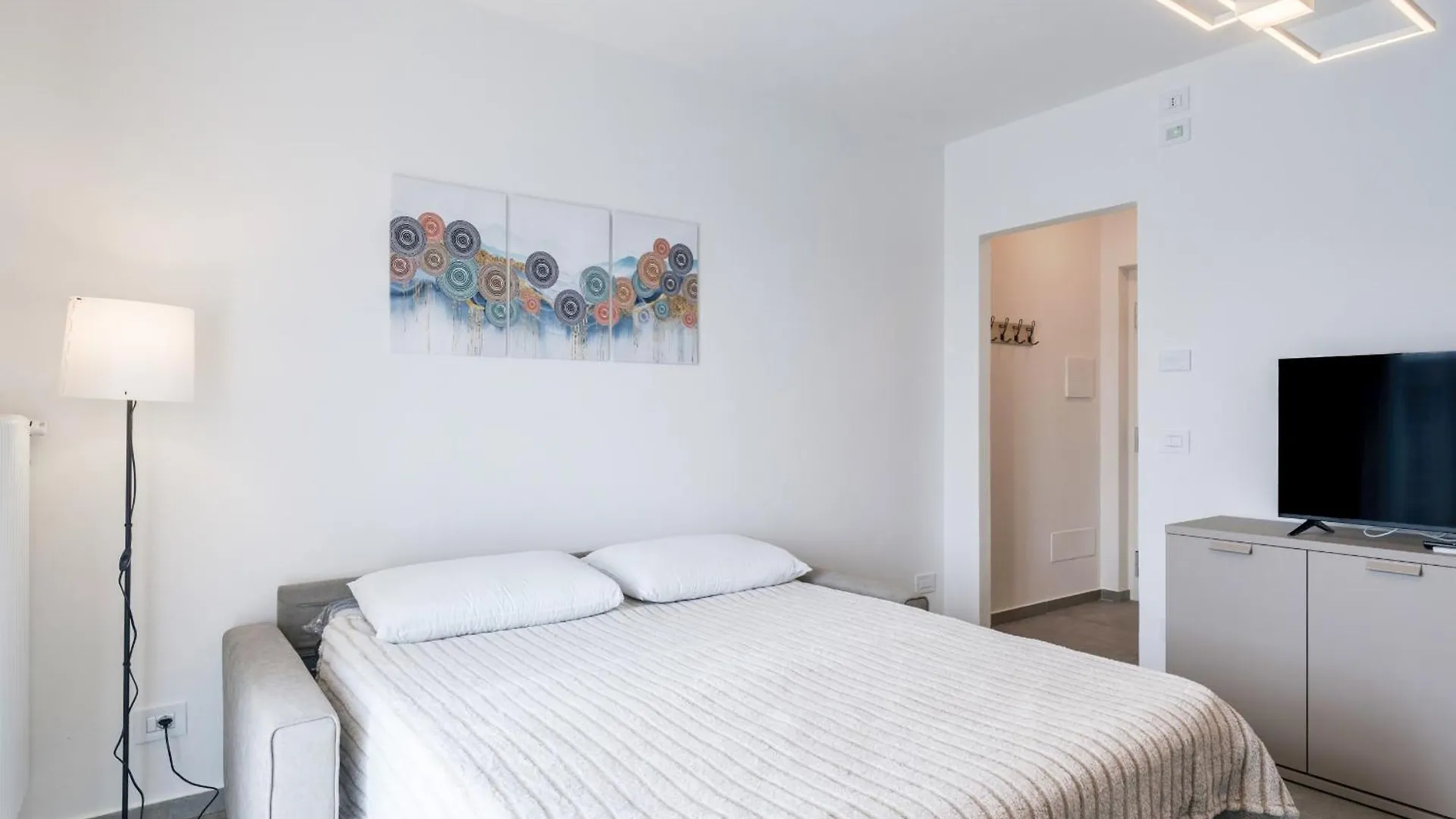Caesar Apartment - Regarda Travel Lazise