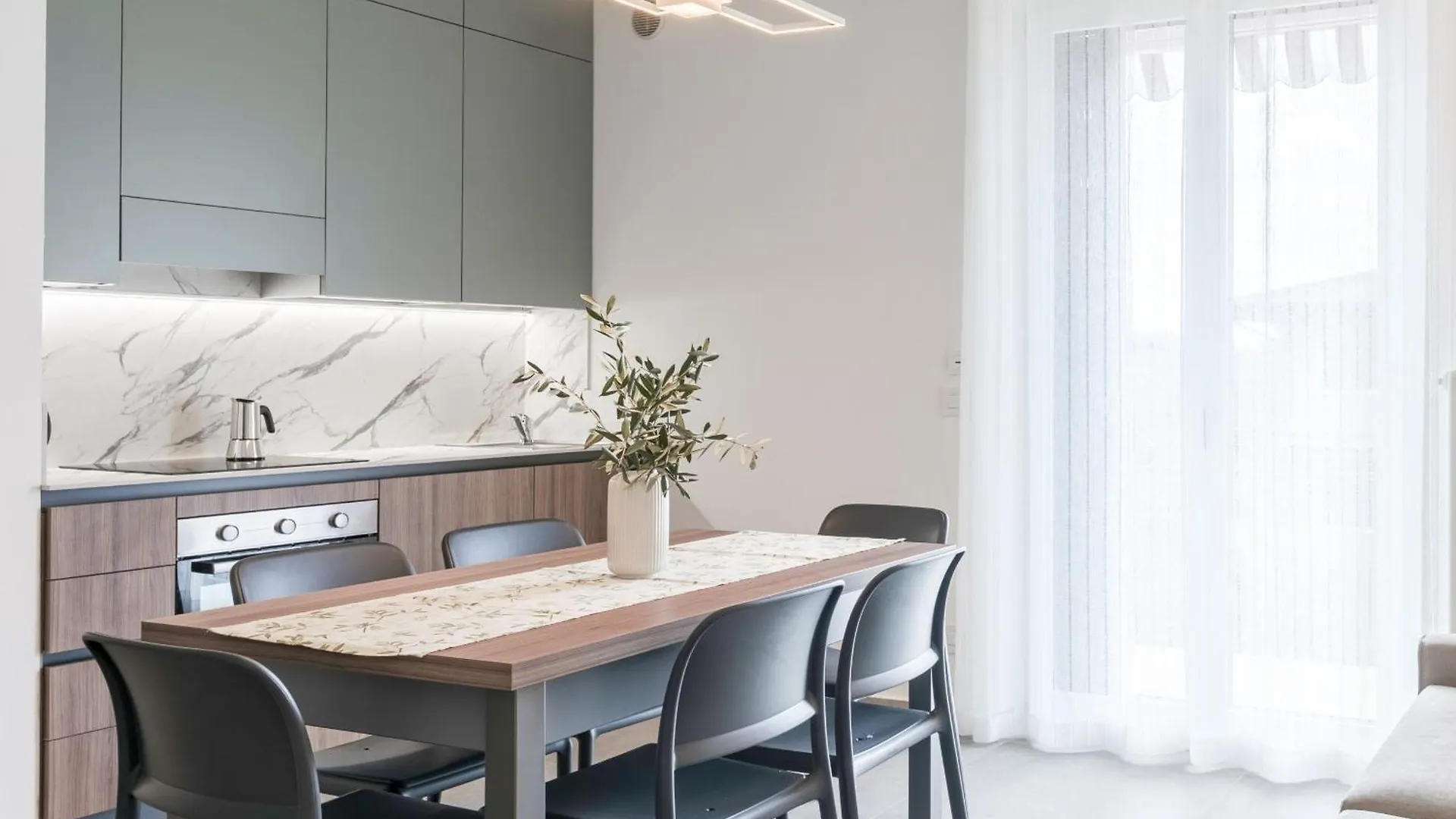 Caesar Apartment - Regarda Travel Lazise
